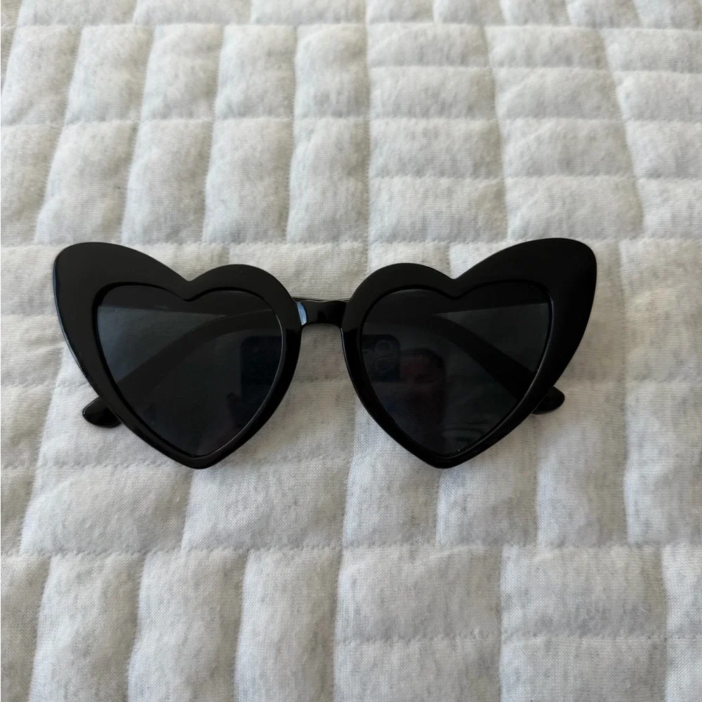 Heart Shaped Black Sunglasses